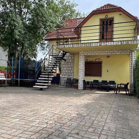 Edu Apartman Hajdúszoboszló Екстериор снимка