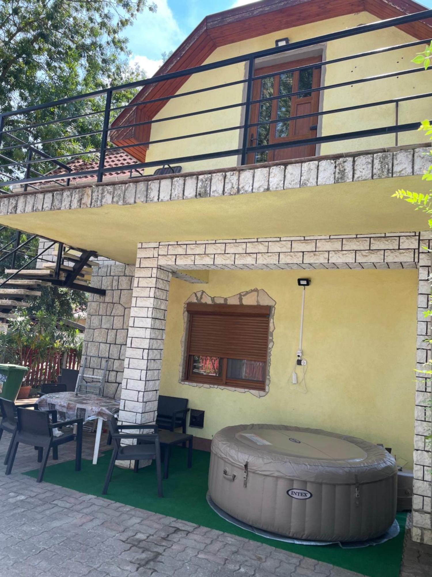 Edu Apartman Hajdúszoboszló Екстериор снимка