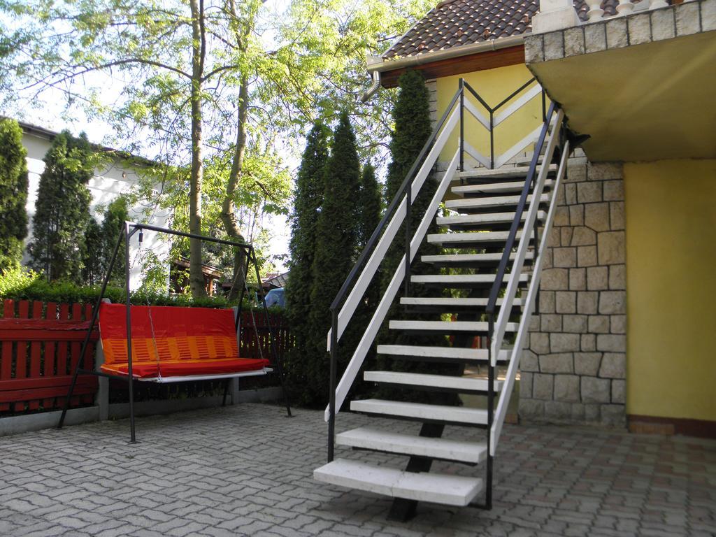 Edu Apartman Hajdúszoboszló Екстериор снимка